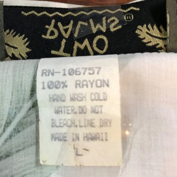 2 Palms Hawaiian Shirt - Picture 2 of 7